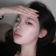 抖音母婴亲子排行榜第11名Zz周周（胖叮宝）,新榜指数854.6000,新增作品数1,分享数3.4w,评论数3094,点赞数13.36w,新增粉丝数3515,累计粉丝数194.64w