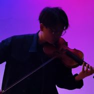 抖音音乐排行榜第1名拉小提琴的王主任🎻,新榜指数889.4000,新增作品数1,分享数5521,评论数1251,点赞数10.01w,新增粉丝数1.42w,累计粉丝数460.29w