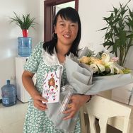 抖音医疗健康排行榜第6名黄三姐,新榜指数829.6000,新增作品数2,分享数1168,评论数1.8w,点赞数13.8w,新增粉丝数1.22w,累计粉丝数96.6w