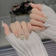 倪先生之枝枝的美甲杂货铺