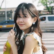 抖音情感心理排行榜第15名小桃学姐,新榜指数821.9000,新增作品数1,分享数2.11w,评论数2973,点赞数3.74w,新增粉丝数466,累计粉丝数247.45w