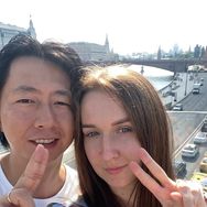 小张和达妮娅（中俄乌家庭）