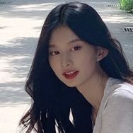 一芳在散步