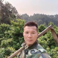 班长啊泽