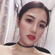 抖音三农排行榜第11名湾头最乖的婆娘,新榜指数814.9000,新增作品数1,分享数579,评论数2.4w,点赞数1.7w,新增粉丝数4196,累计粉丝数221.3w