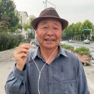 老罗唱不够