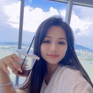 万顷艾丝