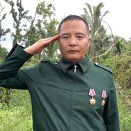 尹伟书记（退役中校）