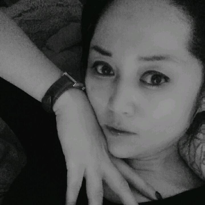 听  玉
