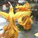 站在路灯下数落悲伤