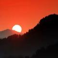 夕阳西山行