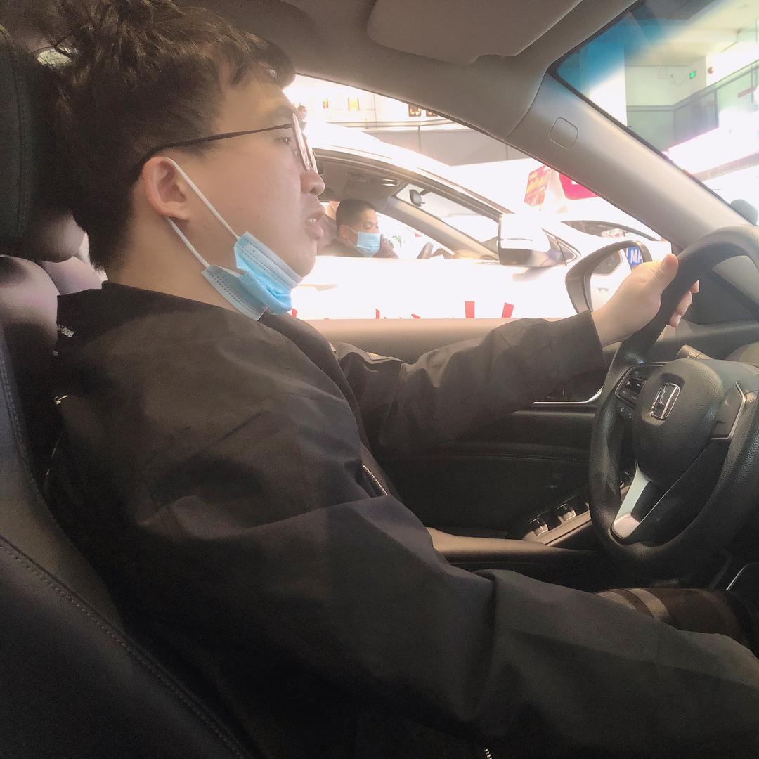 广州隆杰汽配（奔驰宝马配件)全国发货