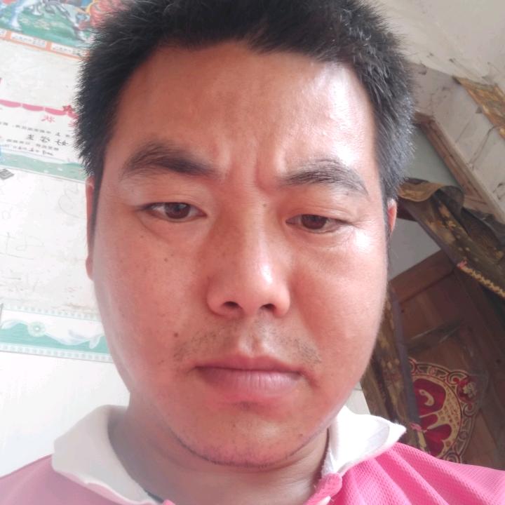 宿城区拍型谈福服装店