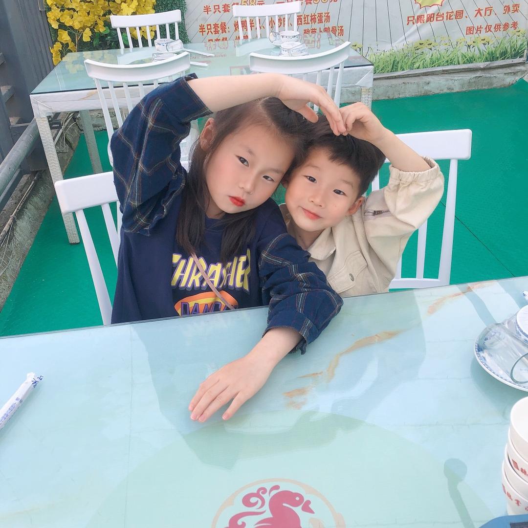幸福快乐一家人