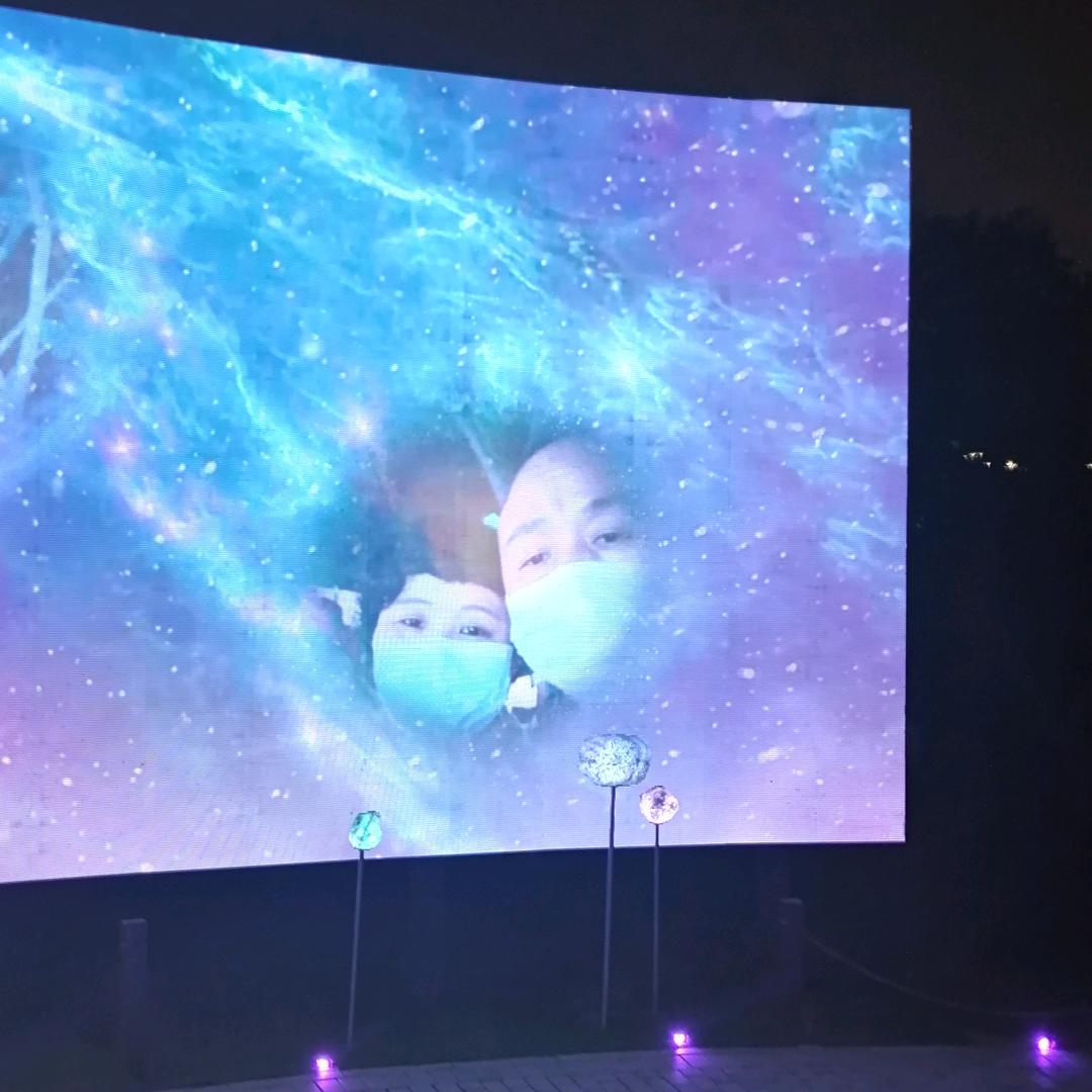 摄霸（实景手机自拍杆拍摄）