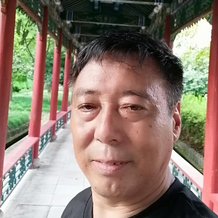 申。底调做人。高调做事