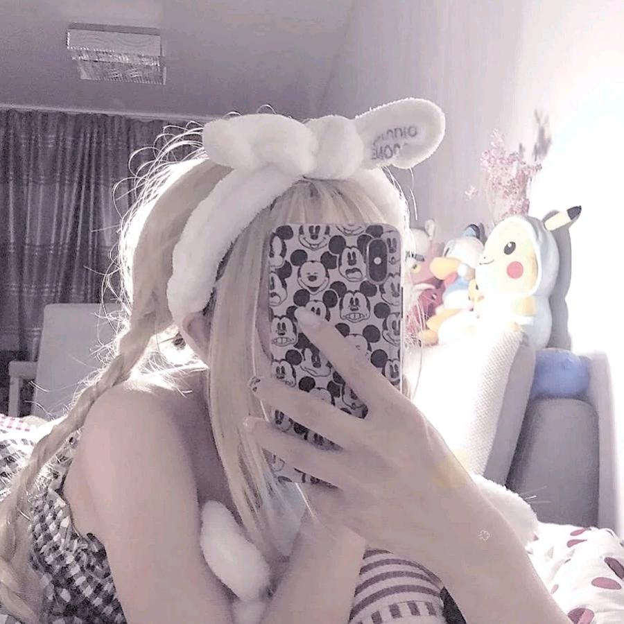 水瓶girl