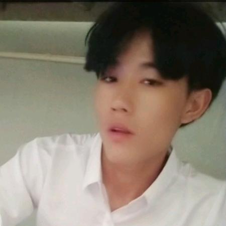 陌路独自一人行💔