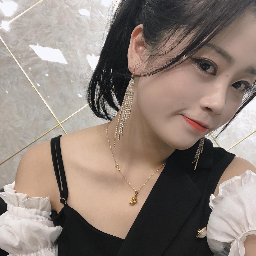 她是你二姨i