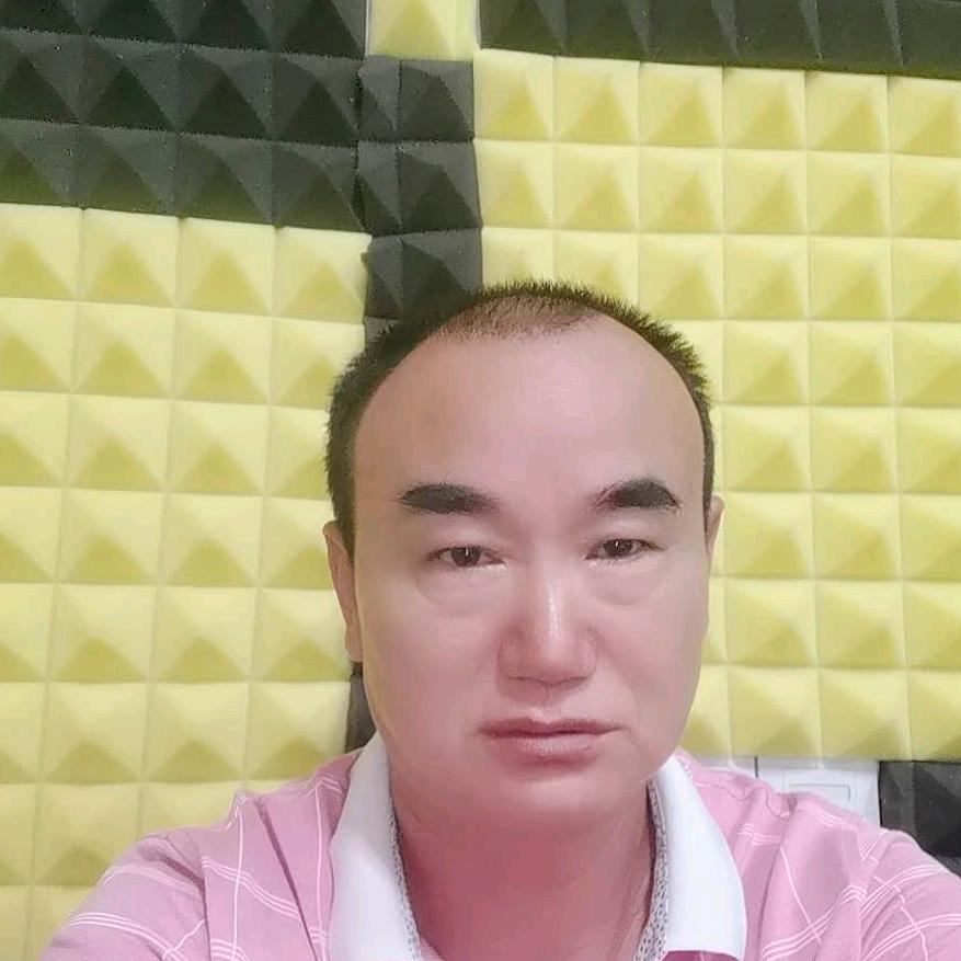 用户2476604336301