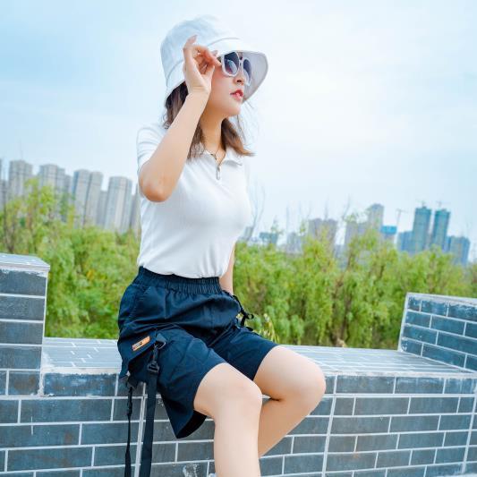 姚明星的女装小店明星女装商行