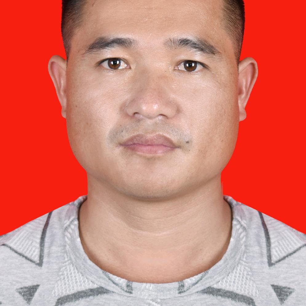 李军亮