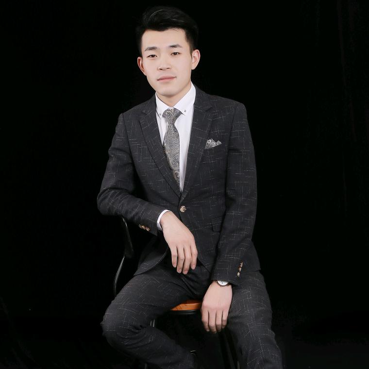 爱之缘婚庆主持司仪🎤《张俊》头像