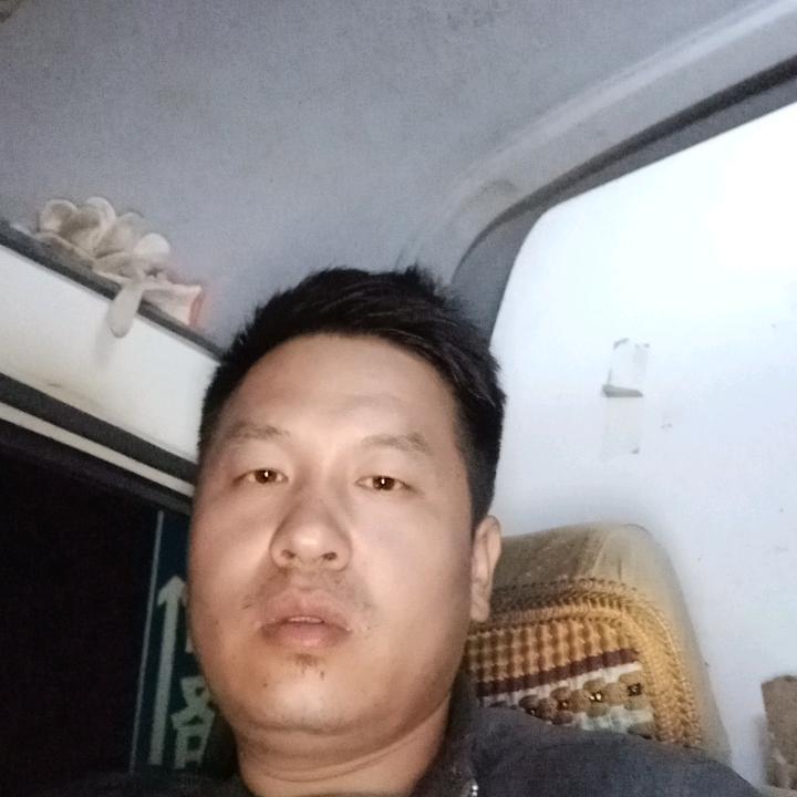 刘磊