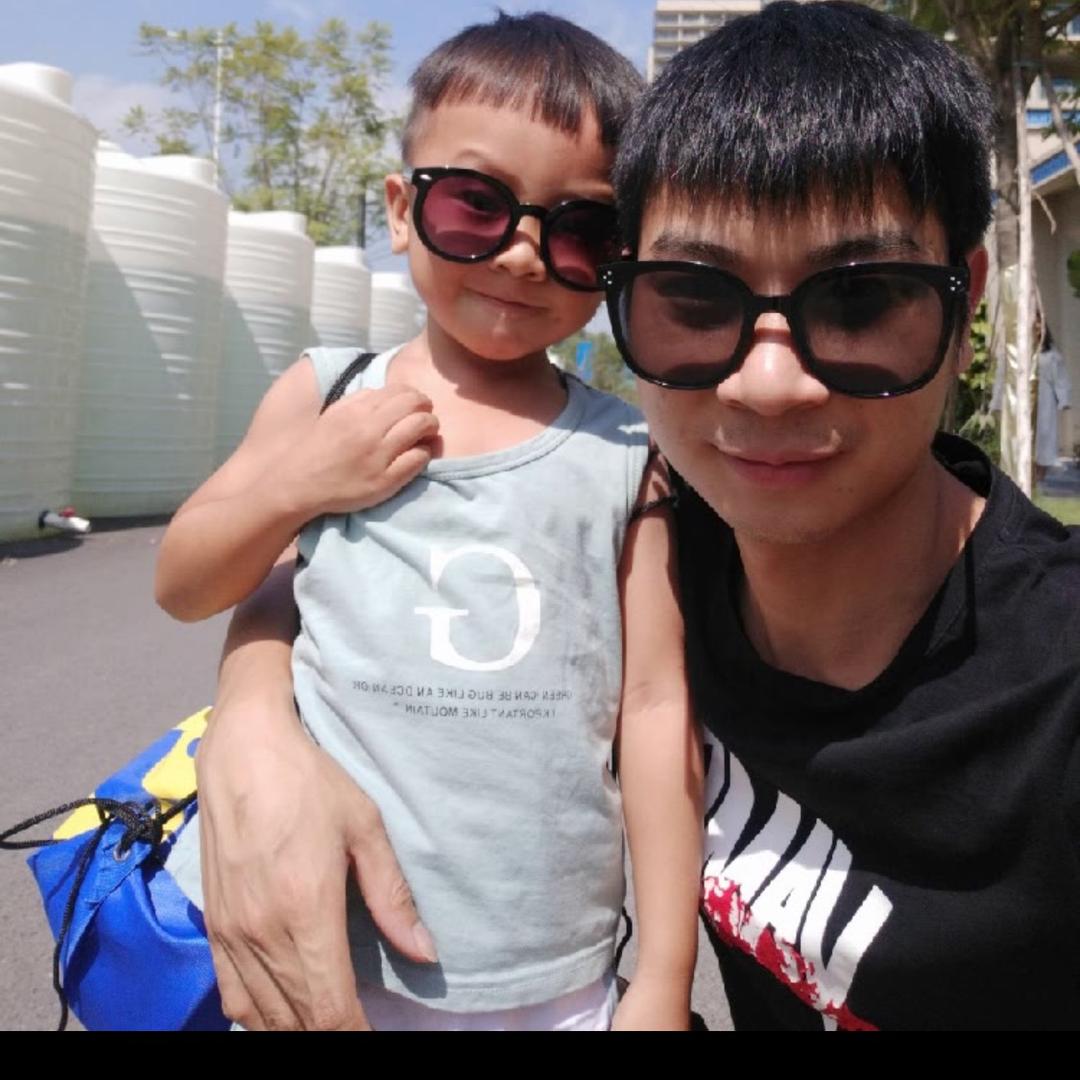 杨敏