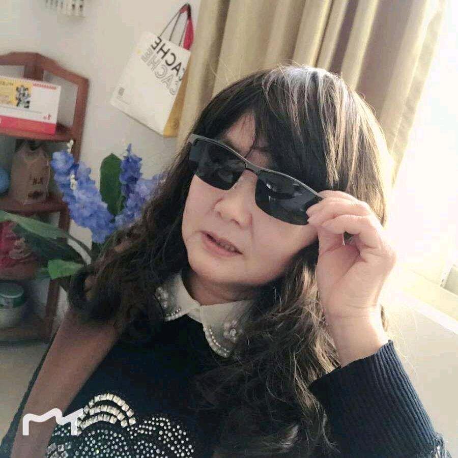溺水三千。