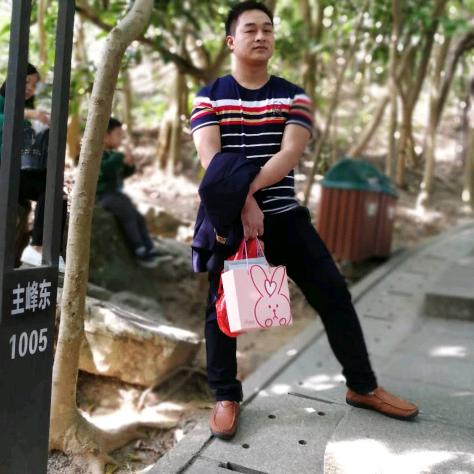 喜欢你却不敢告诉你