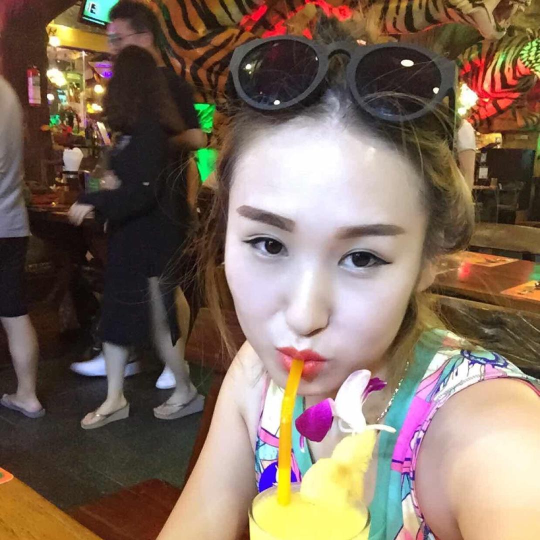 薇拉女装
