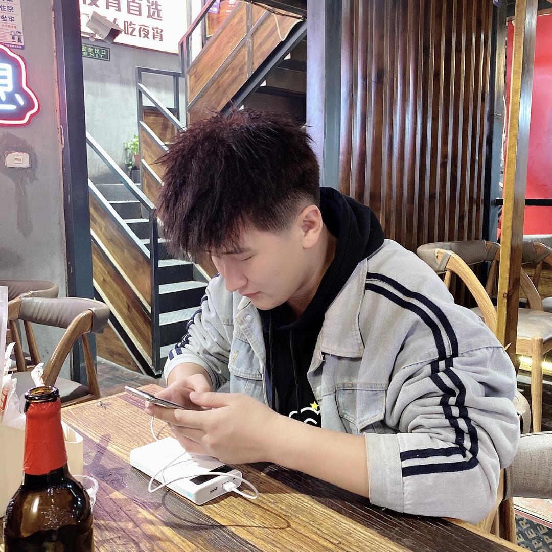 阿晨