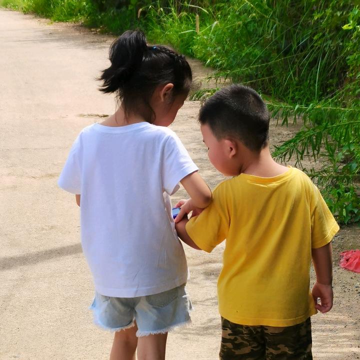 家有佩奇和乔治