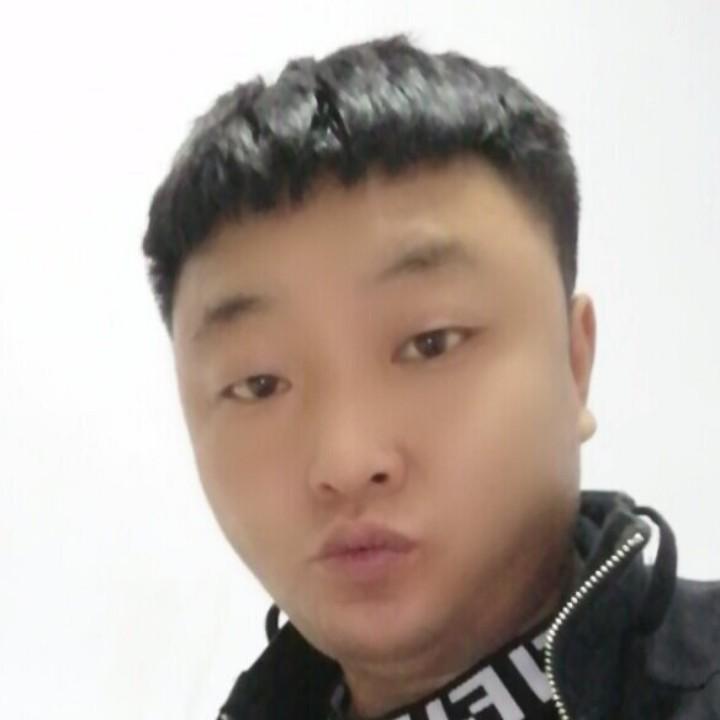 小哥，金品水果