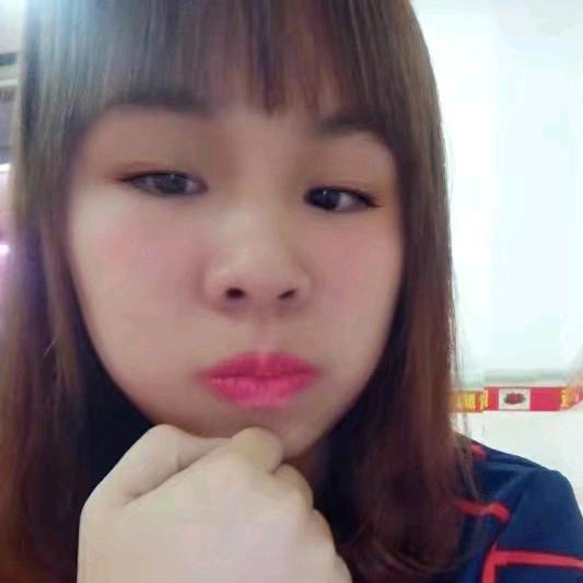 ξ( ✿＞◡❛)傻丫头