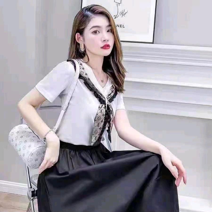 佰信鞋服～桃子～