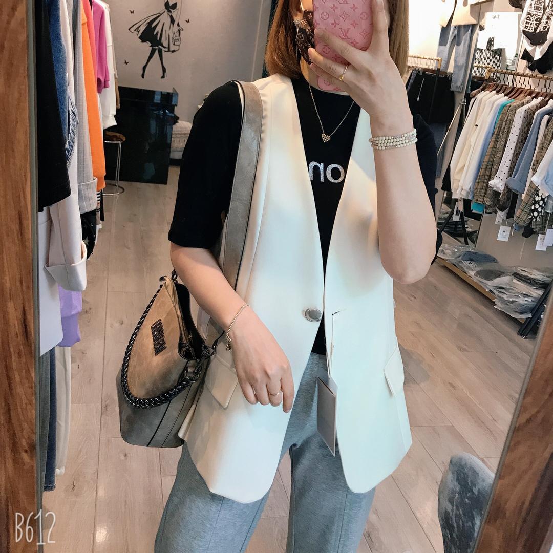 衣依女装实体店