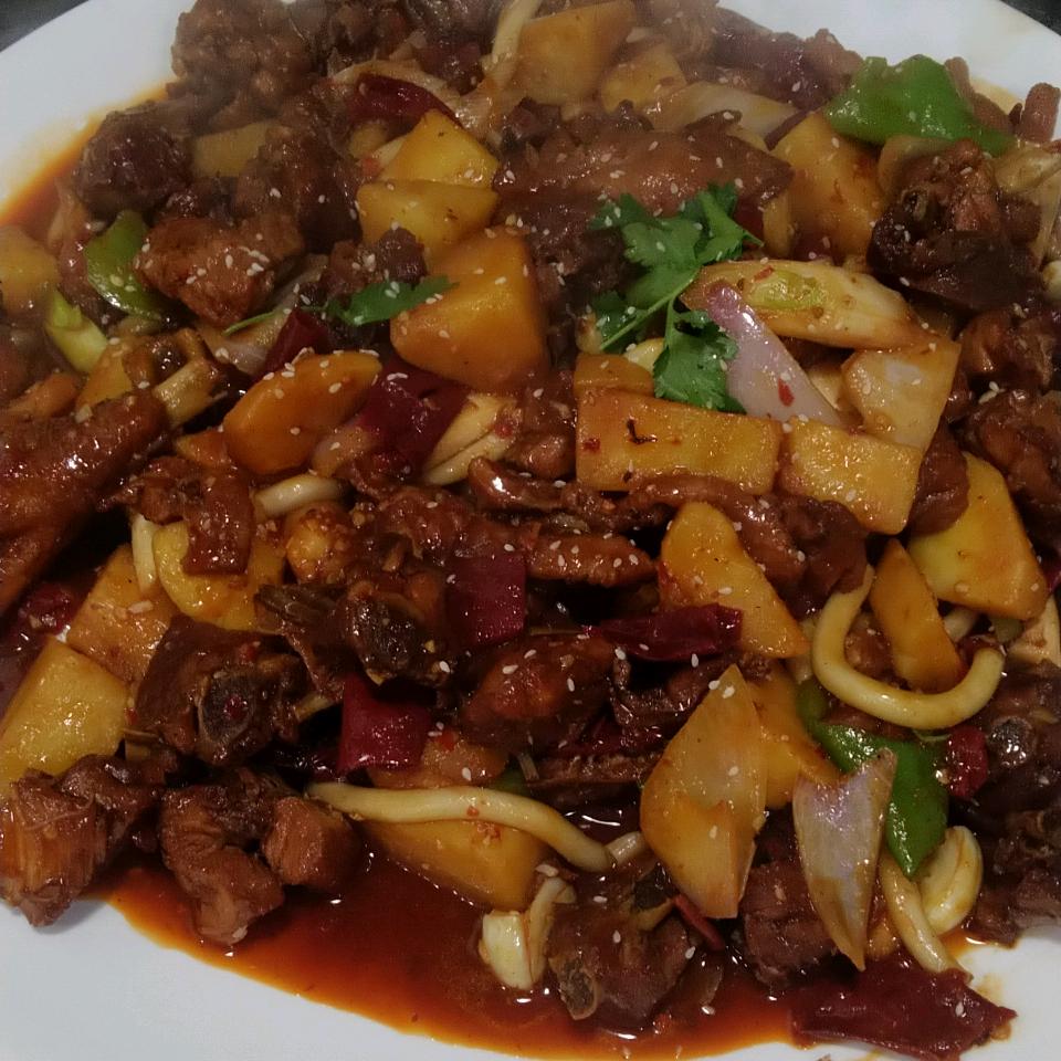 旭阳大盘鸡云田路囗味庄电梯口