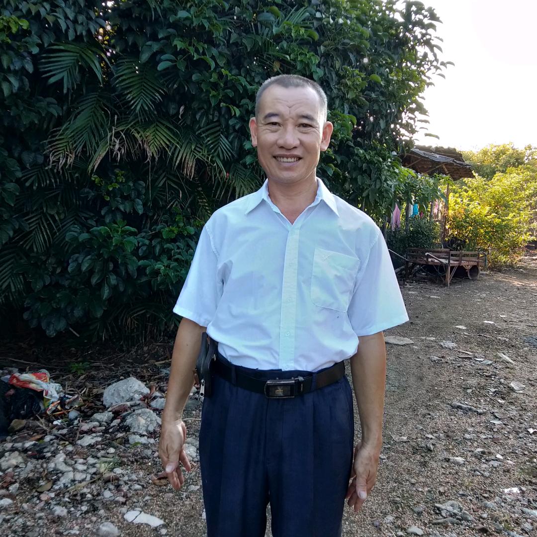 十八子先生