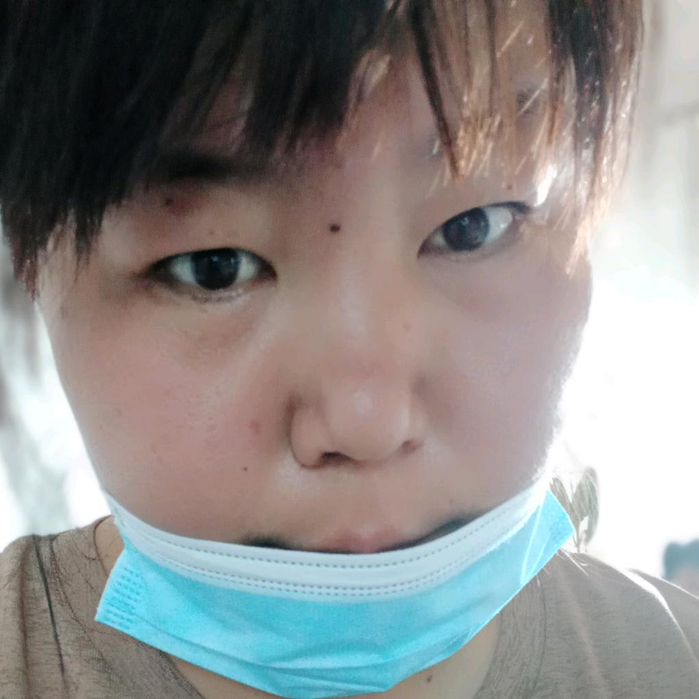 财媛滚滚头像