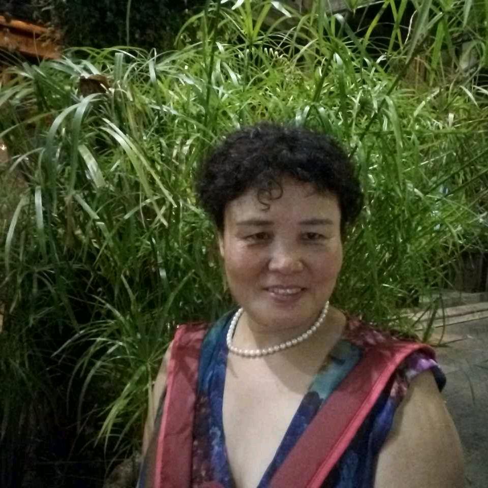 鲁艳