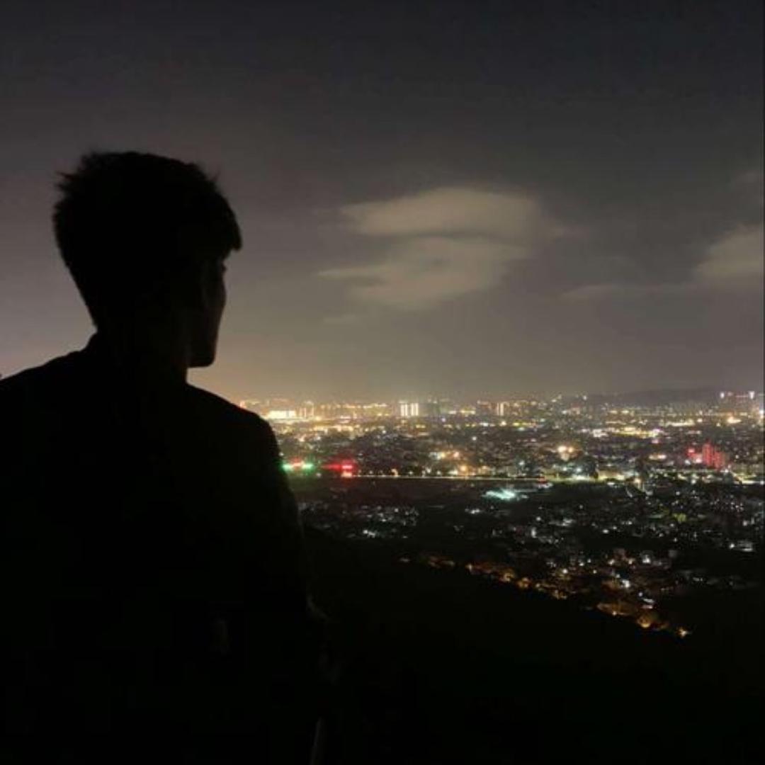 宁静的闪耀