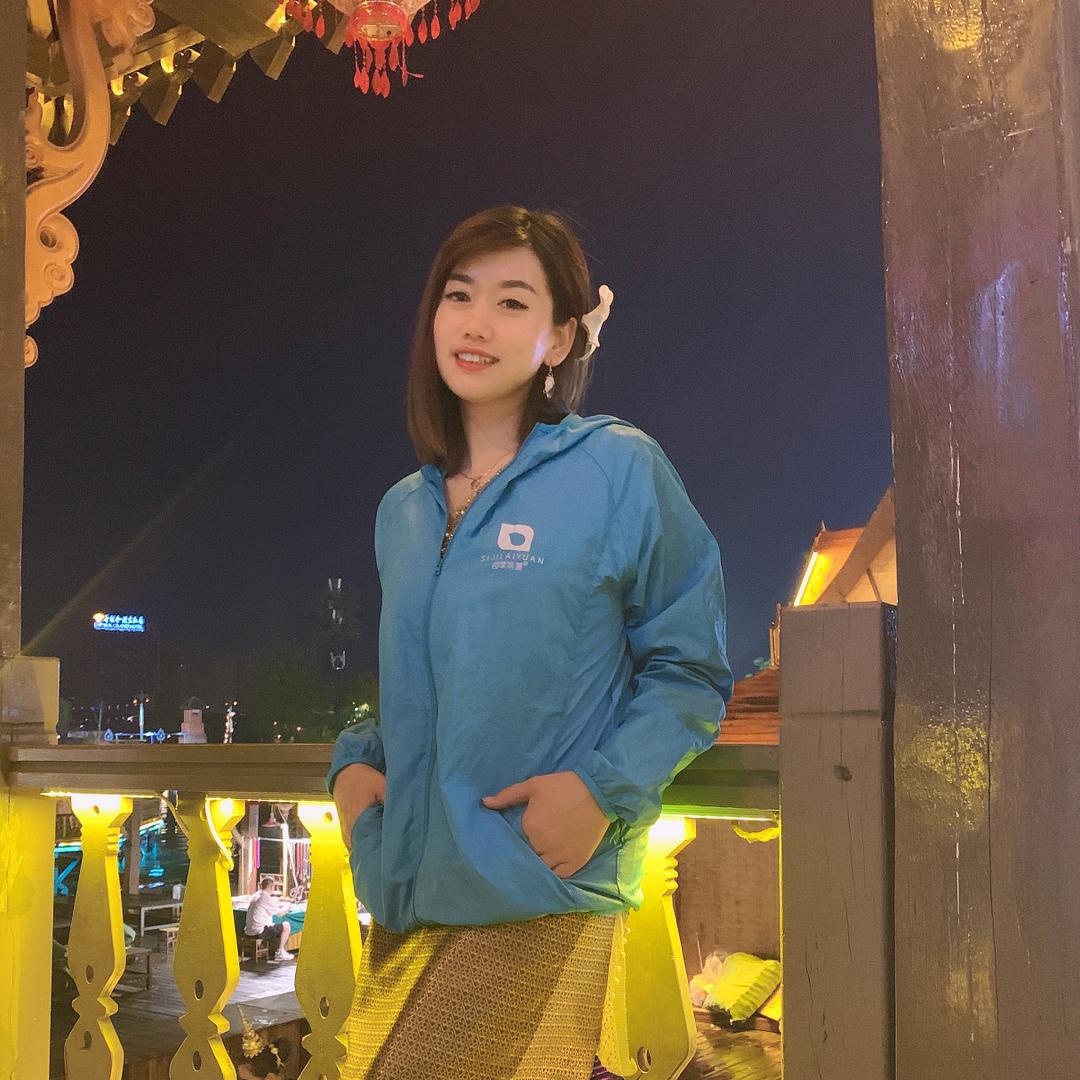 吃货二小姐