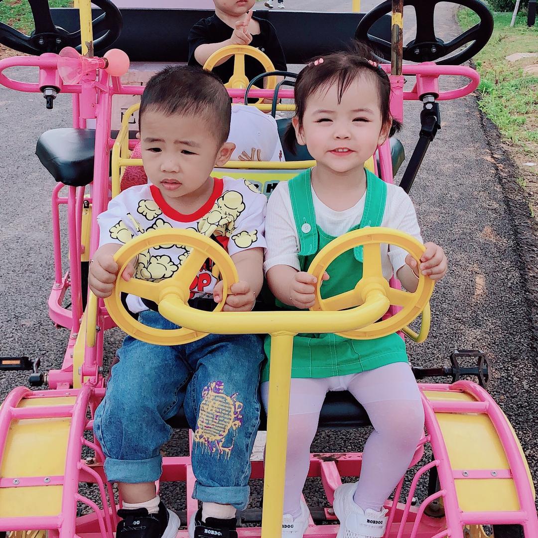 龙凤胎👫可乐
