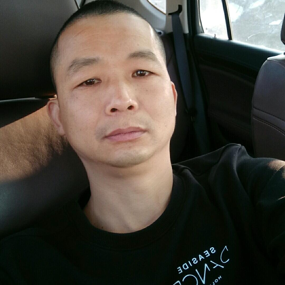 huαng