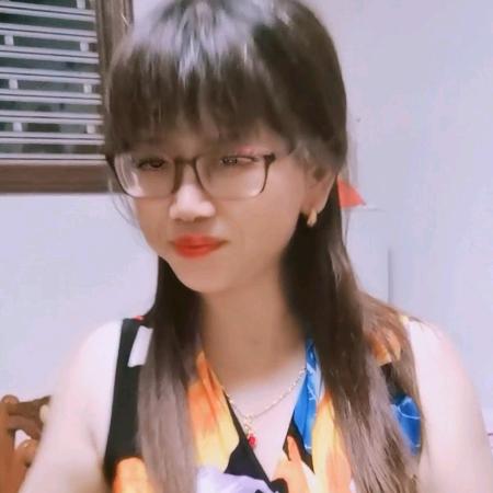 英子《关赞必回》拒绝私聊