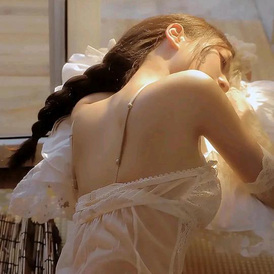 玥瑶