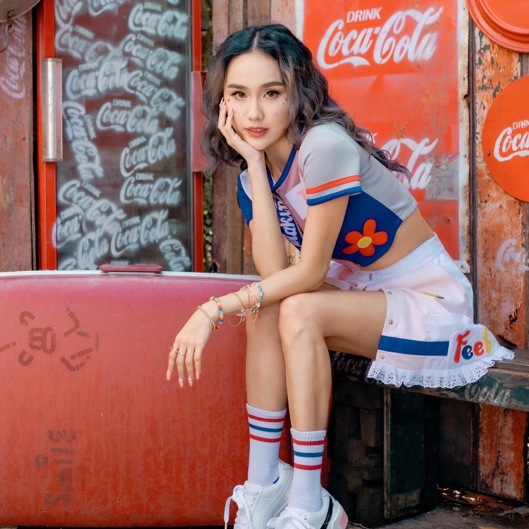 娜娜 Tina