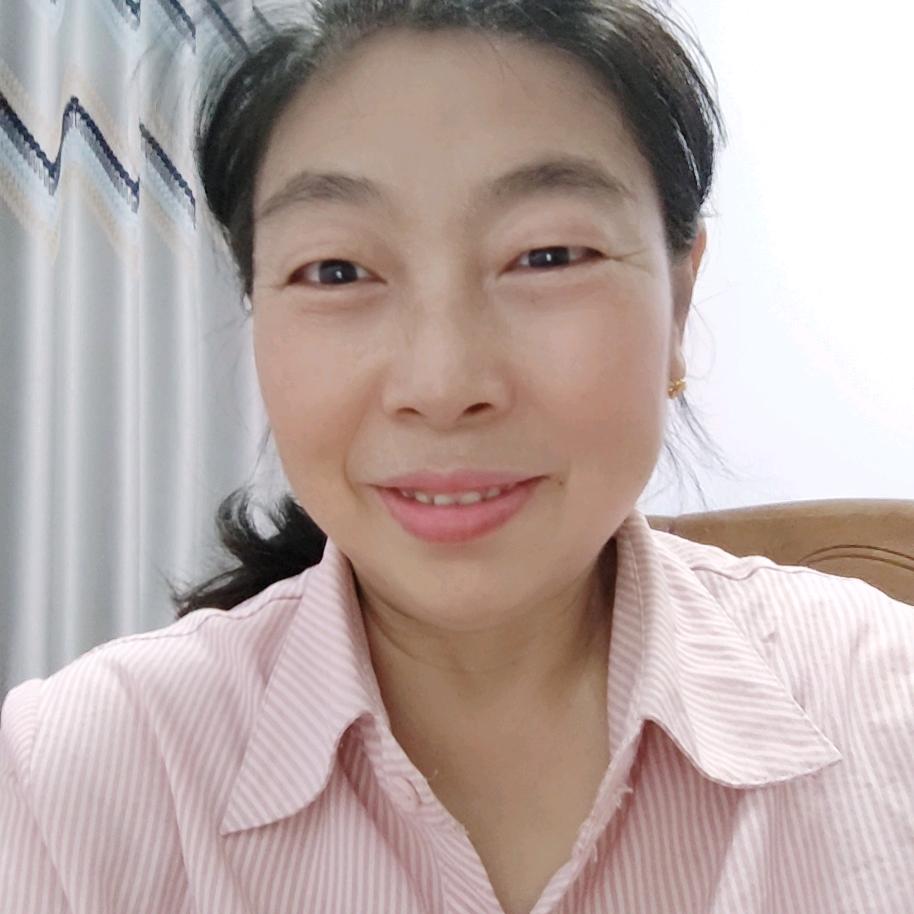 俩宝和奶奶